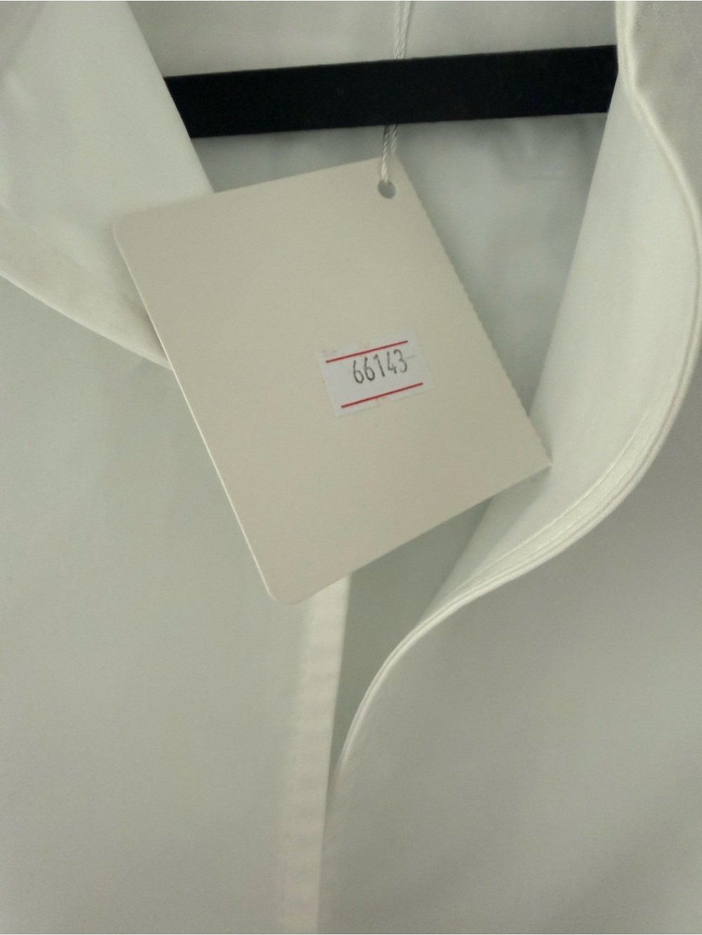 Oversized white blouse - Picture 3 of 4